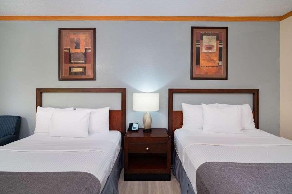 Baymont Inn & Suites Hinesville Fort Stewart Area